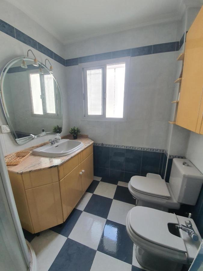 Amplio Apartamento En El Centro De Triana Lägenhet Sevilla Exteriör bild
